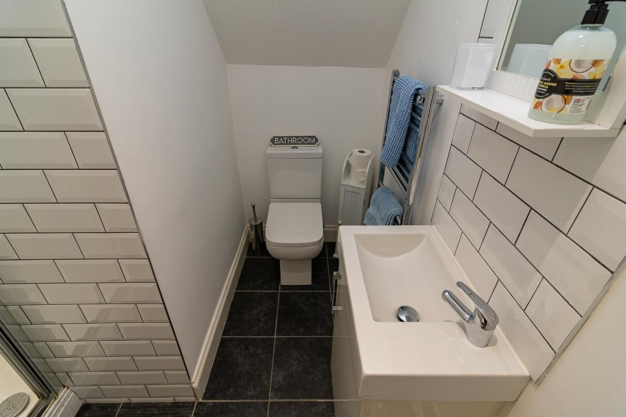 Light Airy 3 Bed Town Cntr Flat 700M To The Beach ボーンマス エクステリア 写真