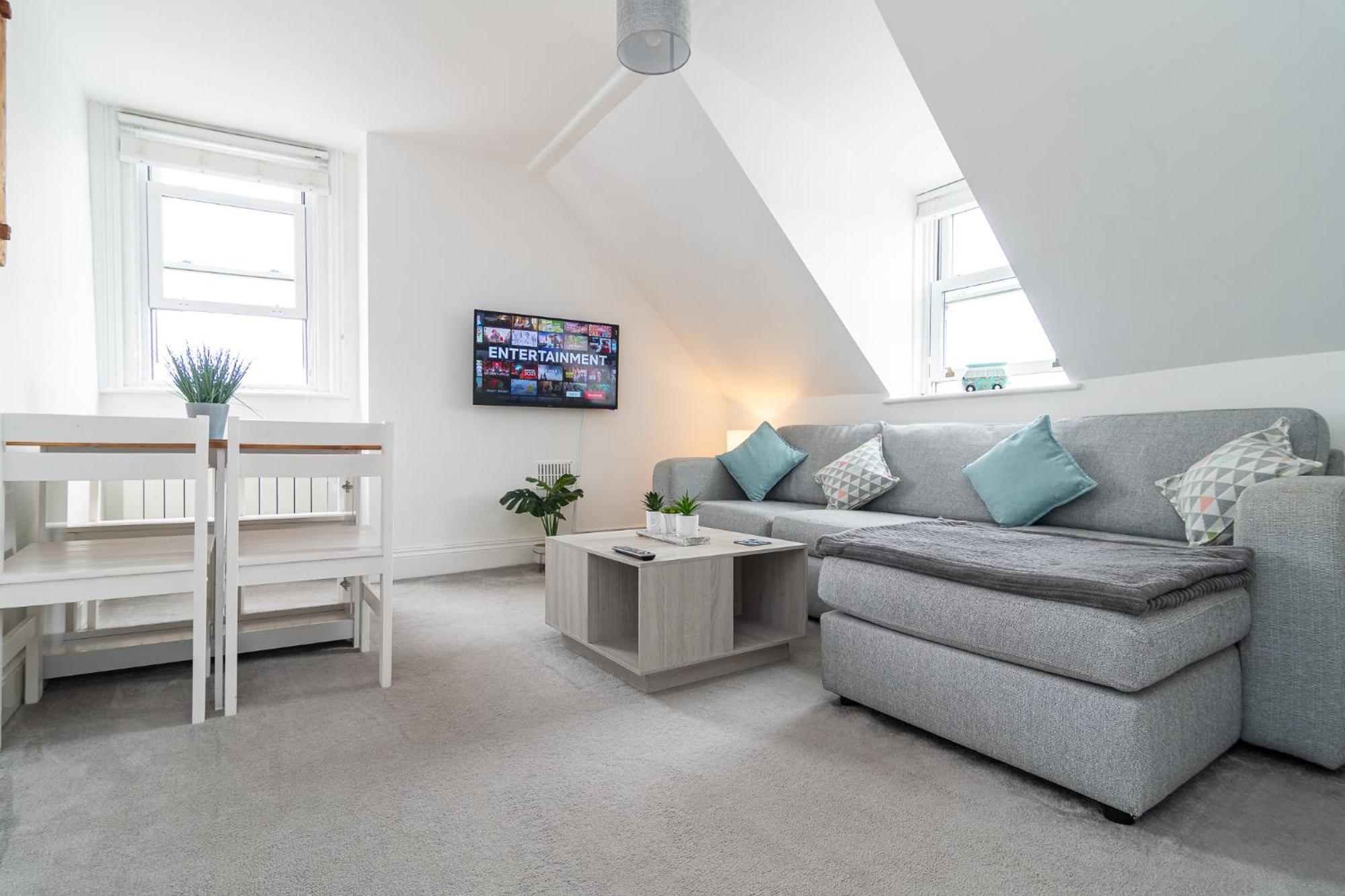 Light Airy 3 Bed Town Cntr Flat 700M To The Beach ボーンマス エクステリア 写真